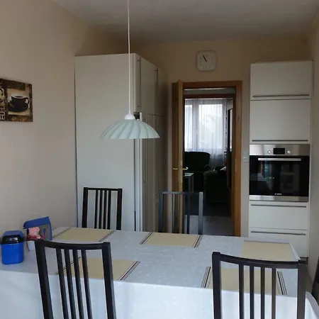 3 Mit Balkon In / Nord