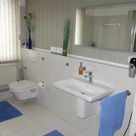 3 Mit Balkon In / Nord